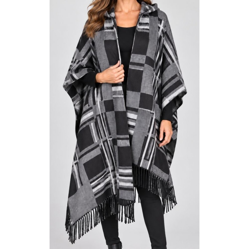 NWT Coco + Carmen Hooded Poncho Cape One Size Black Gray Plaid Fringe Wrap